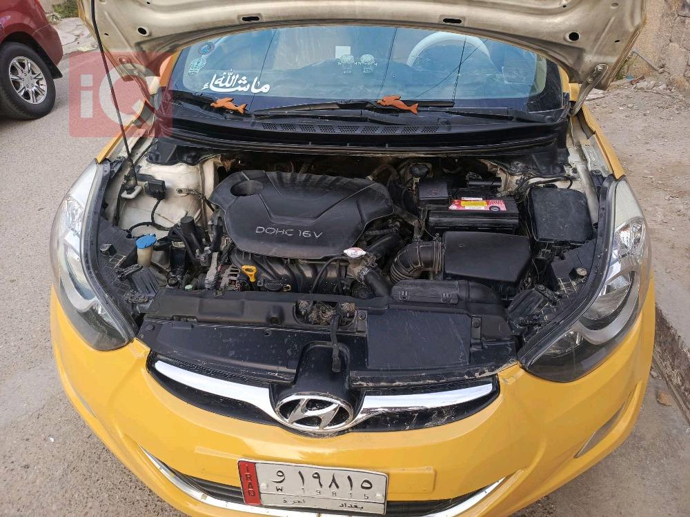 هیوندای ئەلەنترا
